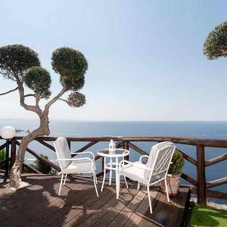 فندق مبيت وإفطار Relais Cacace By Espresso ماسّا لوبْرينسِ